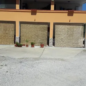 2* Bed & Breakfast Domo E Nonna